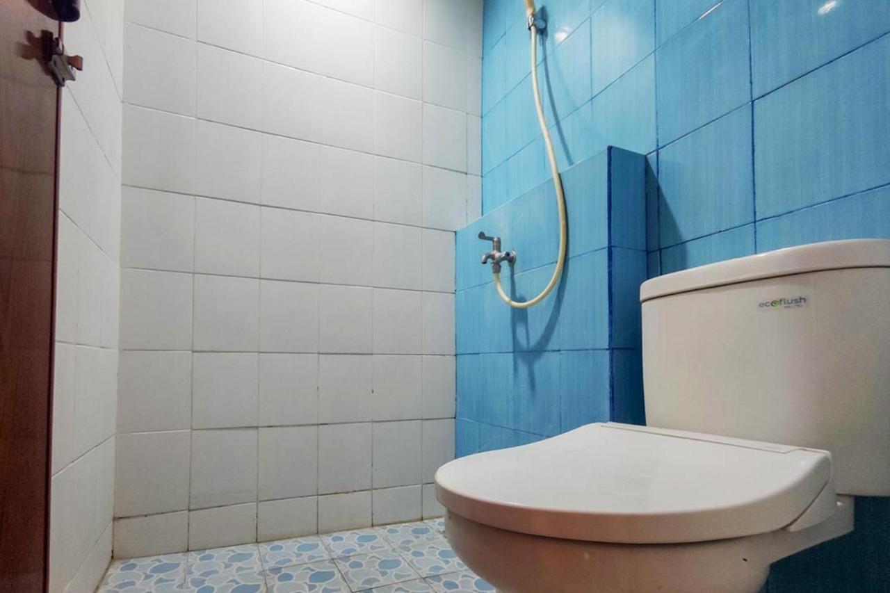 Chandra Graha Guesthouse Палу Экстерьер фото